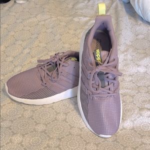 Woman’s Adidas Sneakers